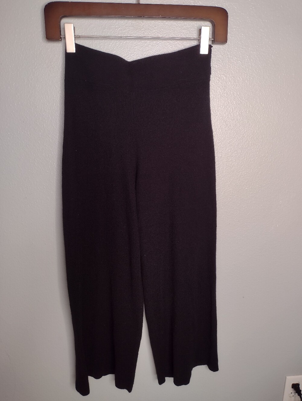 By Anthropologie Knit Wide Leg Culotte Crop Pants Medium Black Wool Blend B3